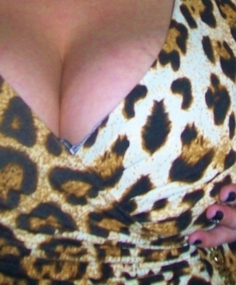 Сексуальная брюнетка приглашает в гости для феерических встреч. Моя страсть и жгучее желание подарят тебе настоящее блаженство. Только для истинных ценителей! 999, 40 лет